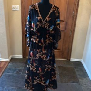 Beautiful black sheer caftan with gorgeous print with birds. & beading. SZ M NWT